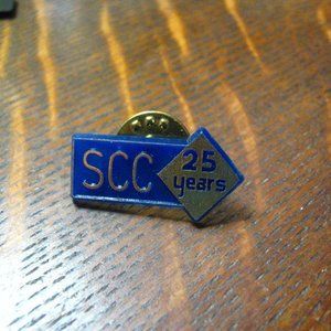 🎓 SCC Anniversary Vintage Lapel Pin